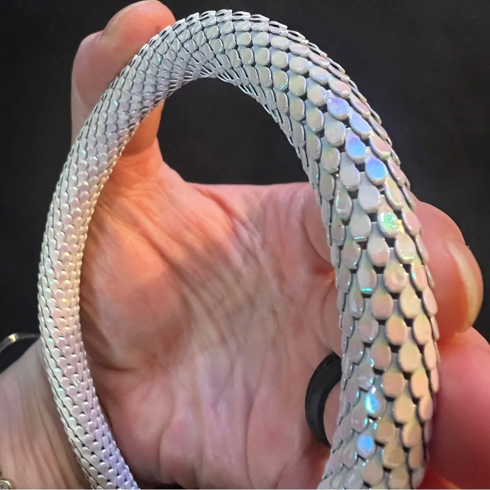 Vintage DL Auld Iridescent White Dragonscale Choker Mesh Snake Collar Necklace - Picture 9 of 11